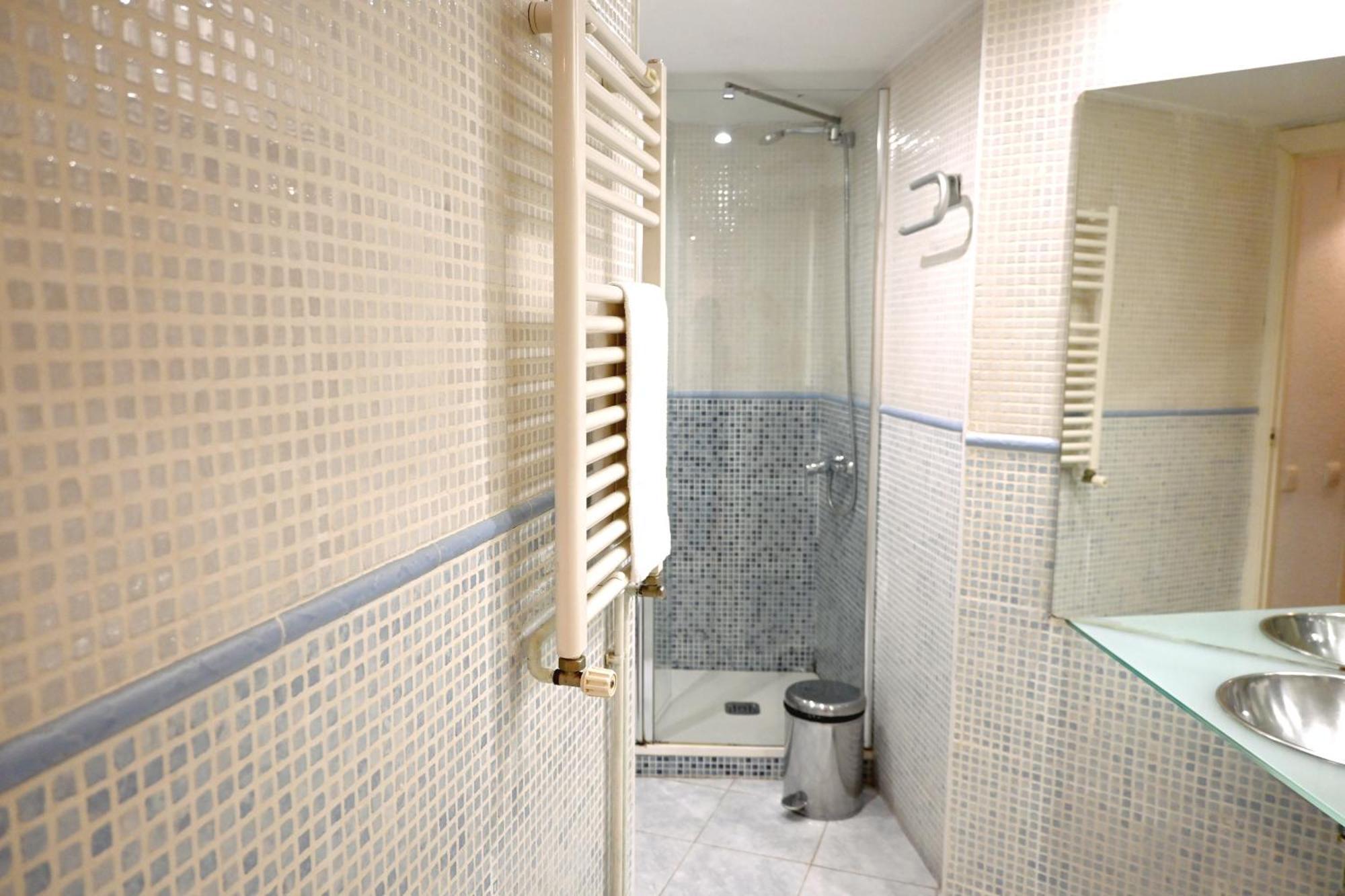 Homenfun Sagrada Familia Glories Apartment
